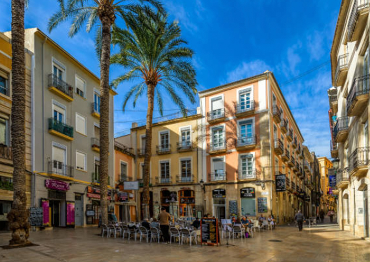 bar en el centro de Alicante