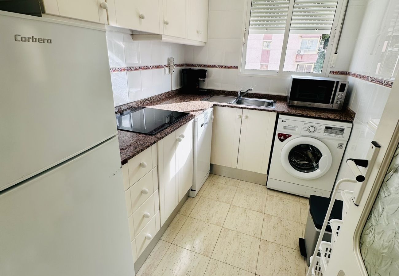 Furnished kitchen of the Alicante holiday flat